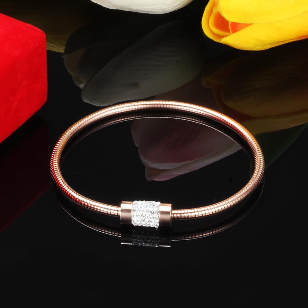 Clear Crystal Bracelet 316 L Stainless Steel Charm Magnet Snake Chain Charm Bracelet for Women