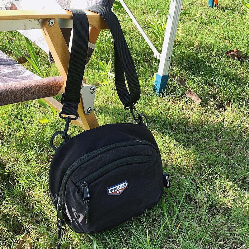 Leisure Sports Small Bag Women's New Outdoor Lightweight Shoulder Bag Versatile Simple Messenger Bag