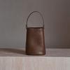 Niche Retro Bucket Bag 2024 Autumn and Winter New Korean Version Commuter Bag Versatile Shoulder Women's Bag Crossbody Bag
