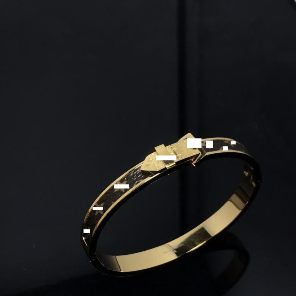 Europäisches & Amerikanisches Vintage Lederarmband mit Farbverlauf und Schloss-Design