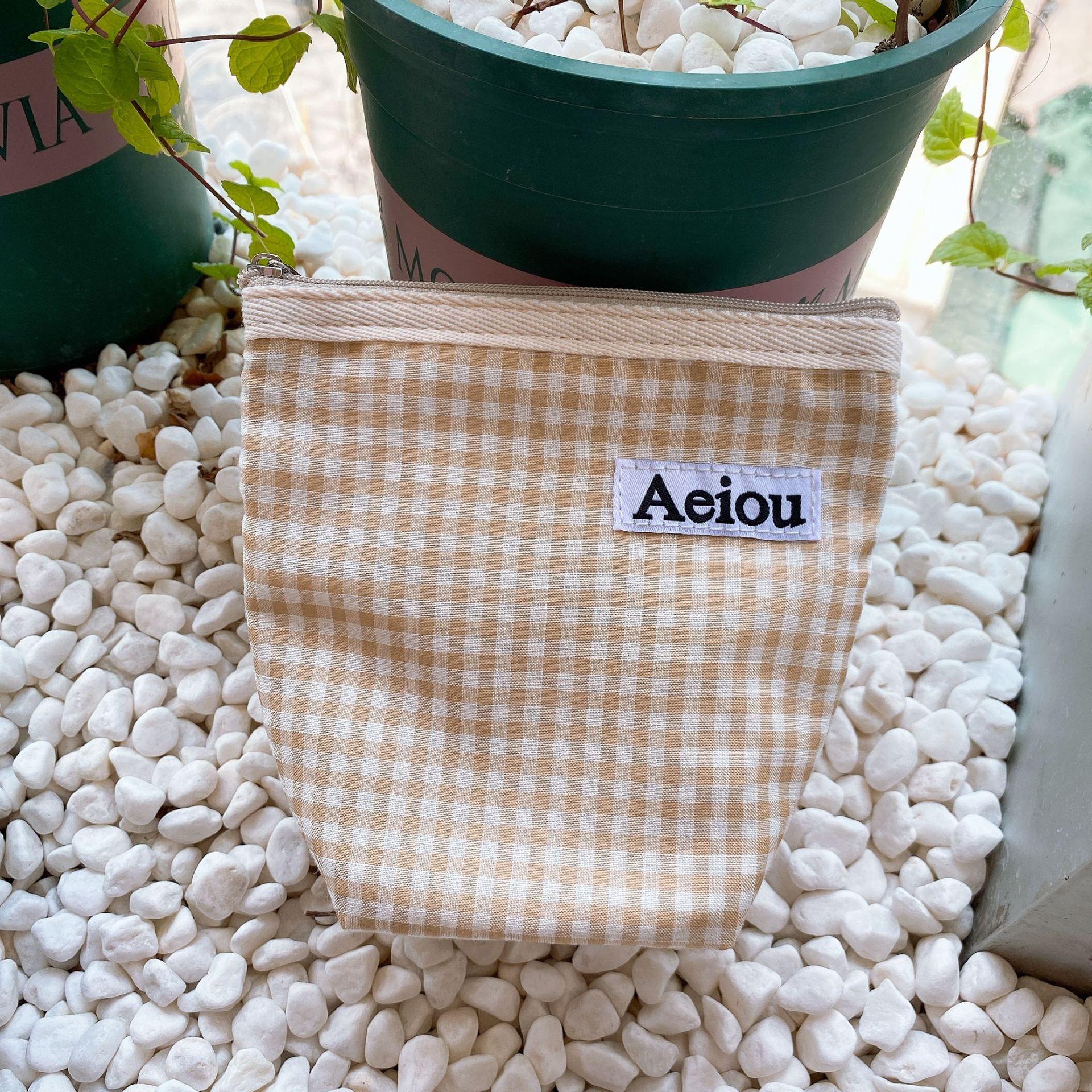 

Новая клетчатая мини-косметичка, холст, кошелек для монет, портативный женский кошелек, небольшой органайзер для макияжа, сумка для хранения помады