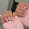 24 SZTUKI Naklejki na Paznokcie French Tips, Kwadratowe Różowe Sztuczne Paznokcie Pełne Krycie, Białe Wykończenie Błyszczące Paznokcie Press-on dla Kobiet