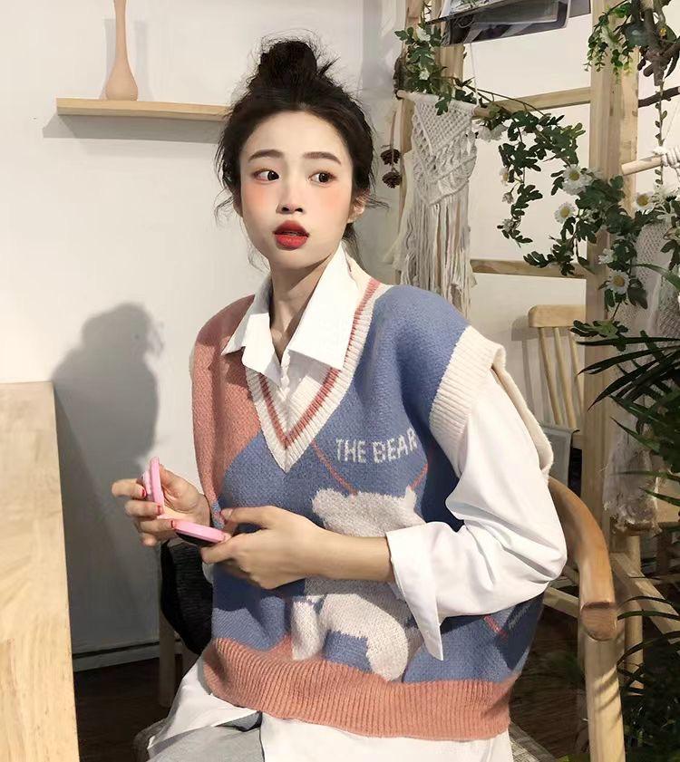 Women's Spring 2023 Retro College Style Knit Vest Sweater Top