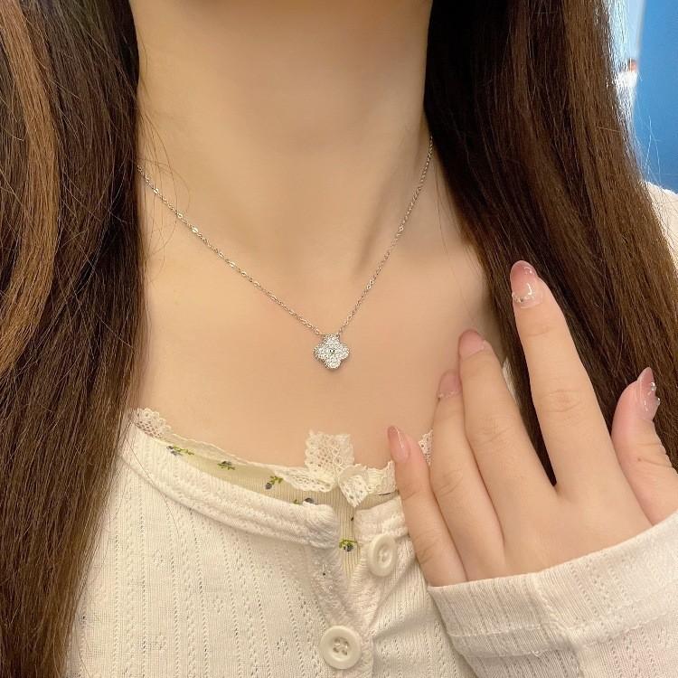 Collana Trifoglio in Argento Sterling 925 Gioielli Minimalisti alla Moda per Donne Uso Quotidiano