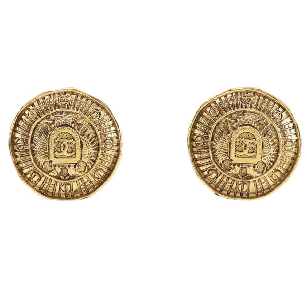 

CHANEL COCO Mark Earring vintage Plated Gold 23.2g Women Used