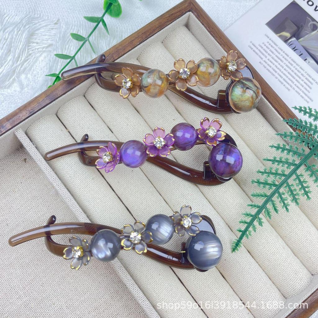 Elegant Five-Petal Flower Pearl Bead Hair Clip