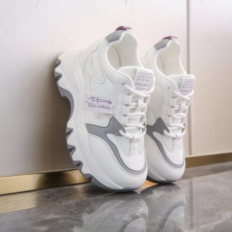 

Кроссовки для бега на платформе из сетчатой ткани, дышащие, вулканизированные, на танкетке, повседневные, удобные, женские, тренд 2024 года, летние кроссовки для женщин 35 белый