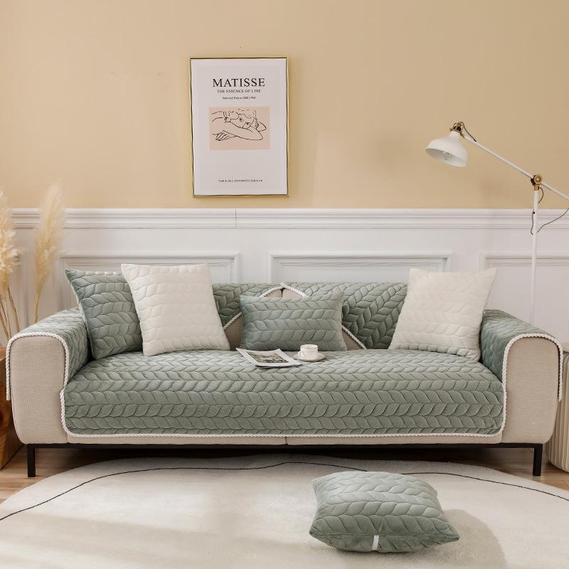 Jiajia Plush Sofa Cushion: Simple Retro Design for Autumn and Winter