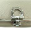 Excellent Porte-clés Salvatore Ferragamo Cuir Doré Champagne Femme 224627 Occasion