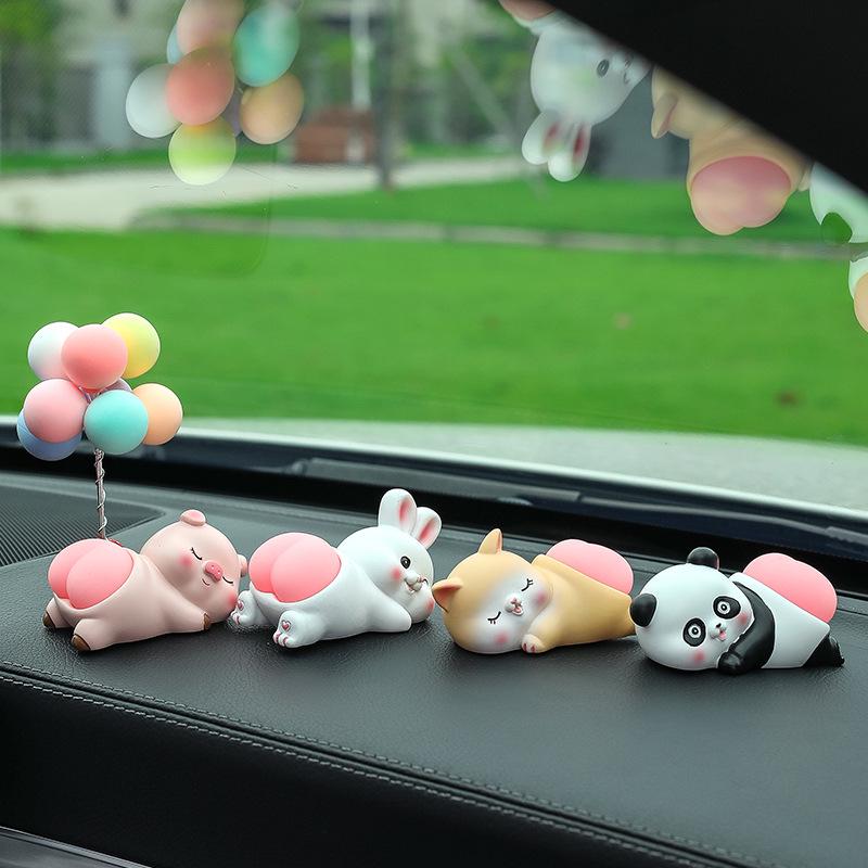 Cartoon Pig Butt Car Ornament: Cute, Creative High-End Interior Decoration