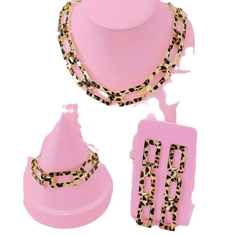 1 Square Chain Style Leopard Print Gold Necklace Bracelet Earring Set