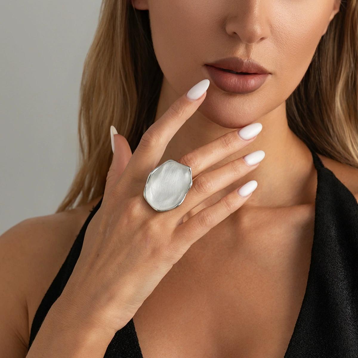 

2026 New Luxury Exaggeration Resin Ripple Rings for Men Women Punk Irregular Crystal Stone Thick Rings Elegent Jewelry Gifts белый