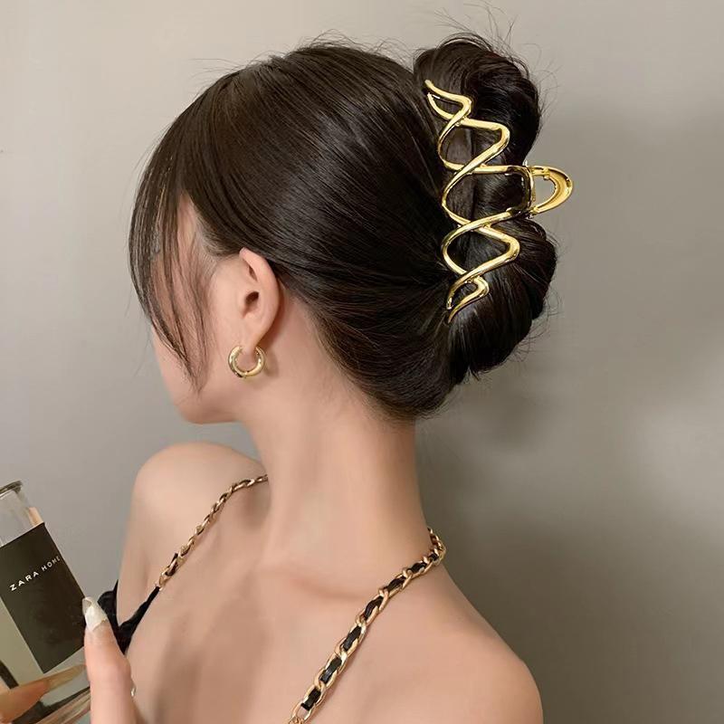 Elegant Geometric Wave Gold Silver Color Hair Claw Clip for Women Metal Large Hair Crab Clamp Hairgrip Korean Hair Accessories Headwear