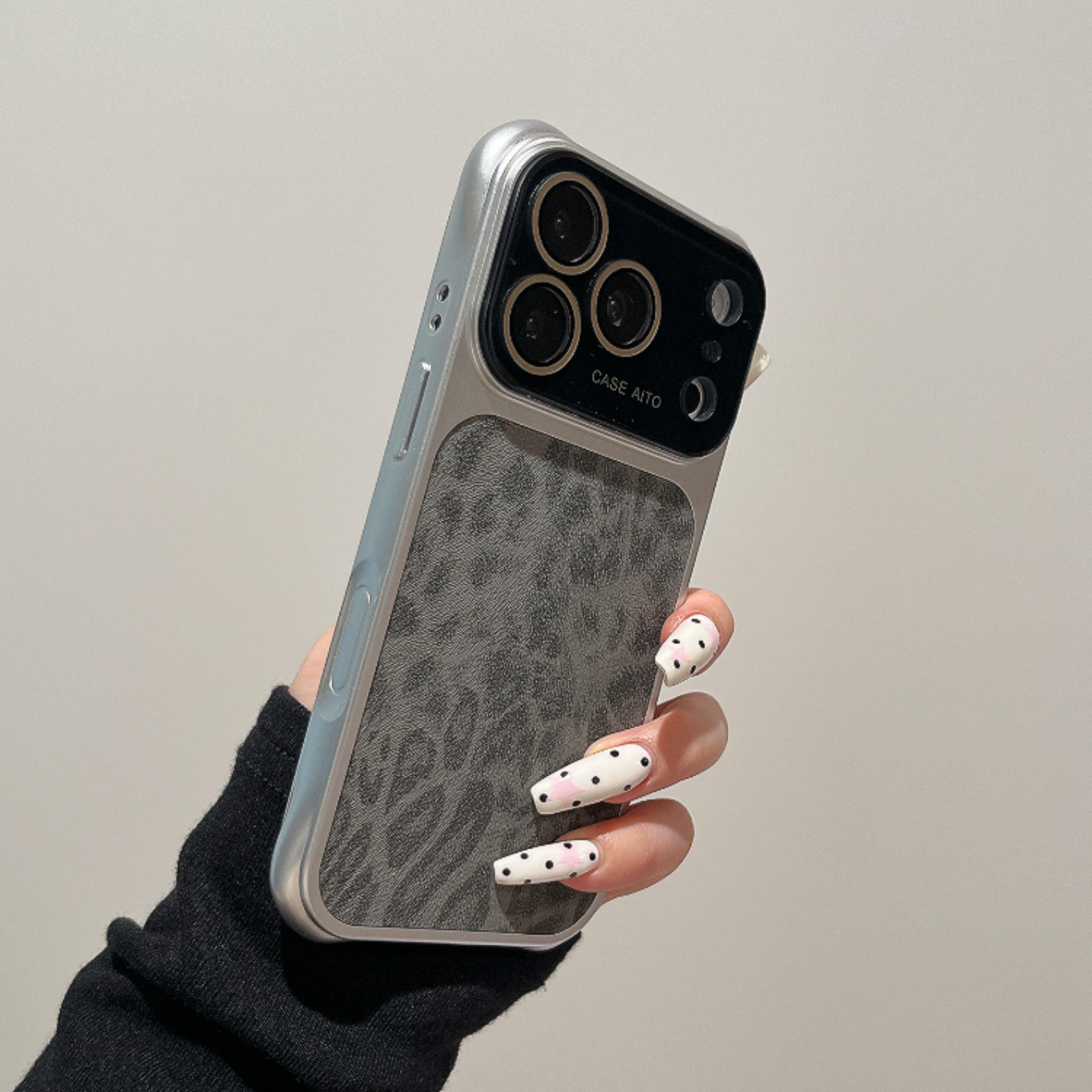 

Leopard Print Drop-proof Case for iPhone 17 Pro Max - Full Coverage, Compatible with Apple 15/14/16. 13