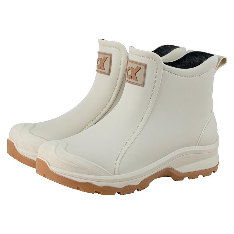 Water Shoes New Men's Fashion Medium Tube Rain Boots Short Tube Rain Shoes Platform Environmental Protection PVC Outdoor Fishing