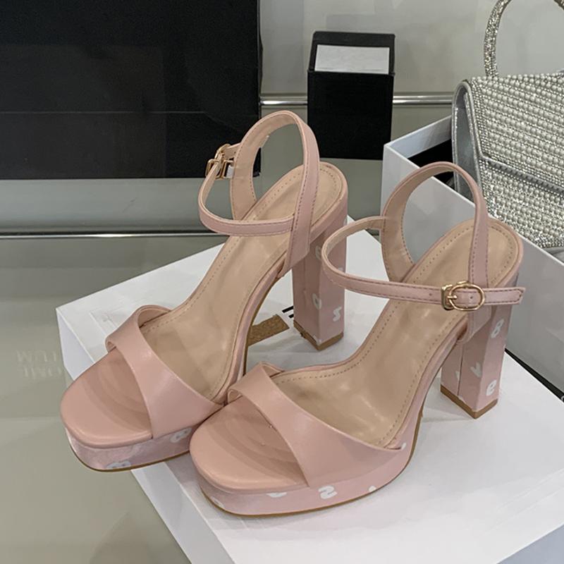 

2025 Новая Мода Дизайнерские Туфли на Высоком Каблуке Сандалии на Платформе Женские Квадратный Открытый Носок Ремешок с Пряжкой Летние Вечерние Туфли для Платья 35 абрикосовый