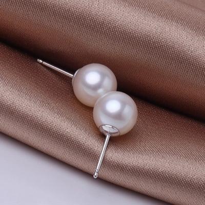 Fashionable and Popular Pearl Earrings for Women