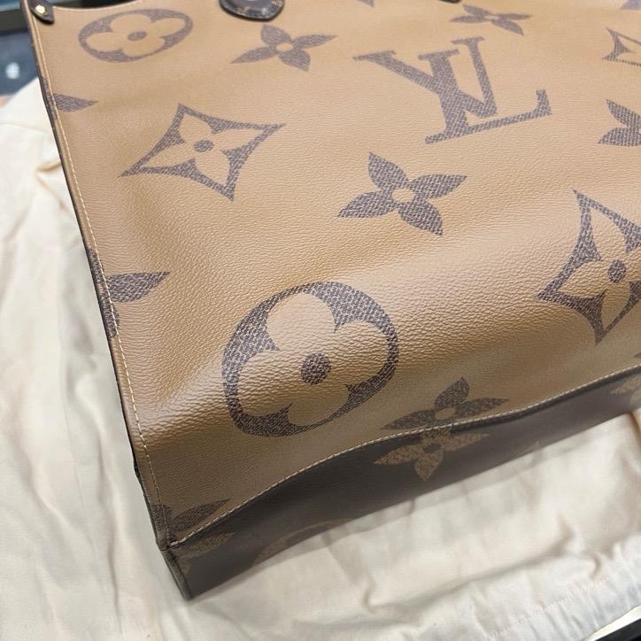 [Tweedehands] Louis Vuitton Onthego GM 'Bruin Monogram Canvas/Bruin Monogram Reverse Canvas' - Zeer Goed #1MX8MJX