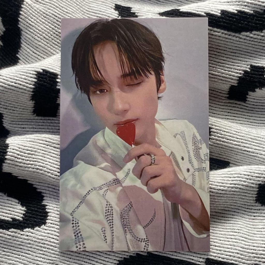[USED] TXT Love Language Pre-recorded Hueningkai Sanok Trading Card