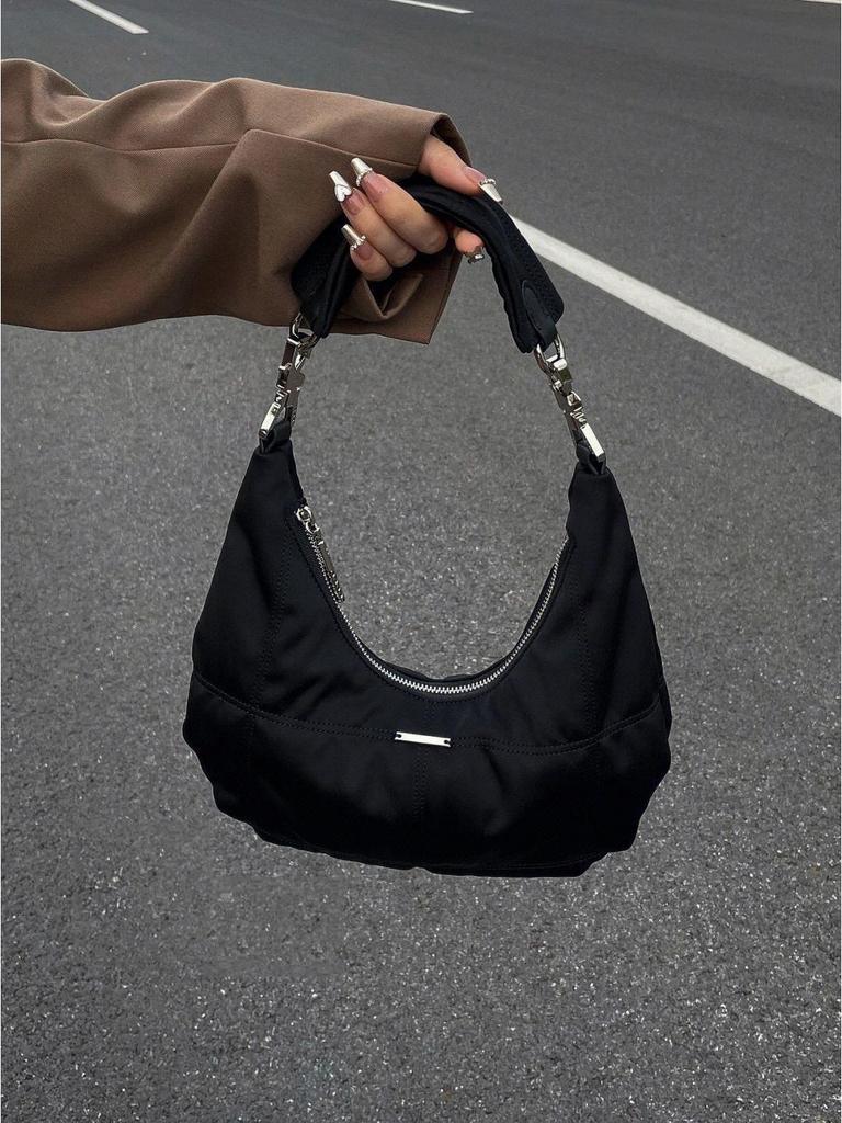 Black Retro Crescent Shoulder Bag - Niche Design, Casual Fashion