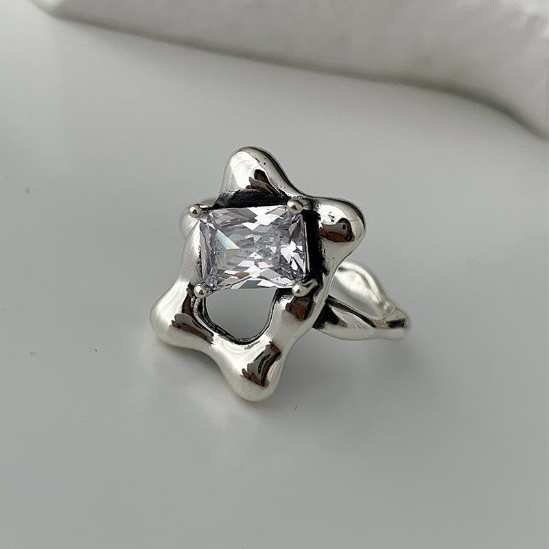

Sterling 925 Contemporary Silver Adjustable Ring Featuring Artistic Geometric Shapes J2256