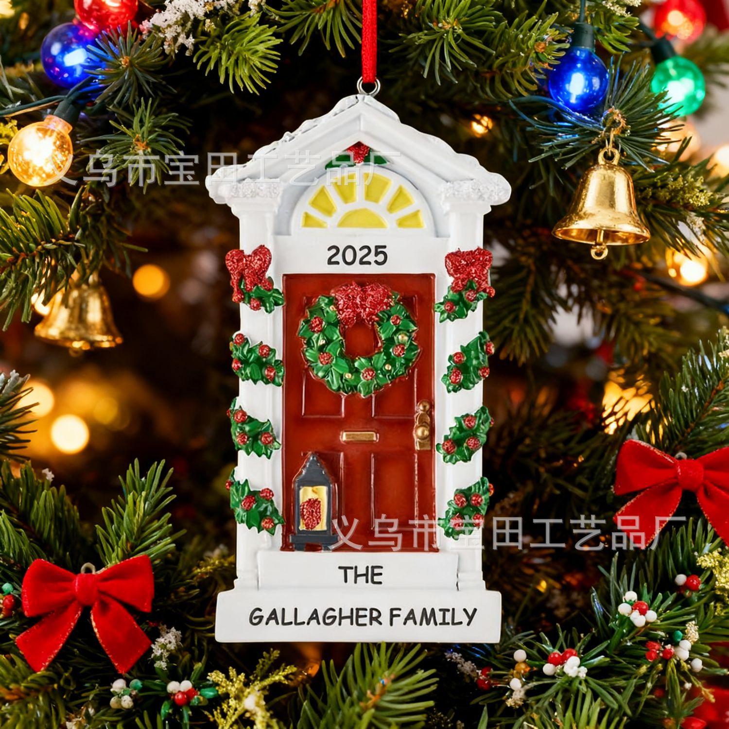 Creative resin statue christmas house ornaments christmas home garden christmas tree ornaments