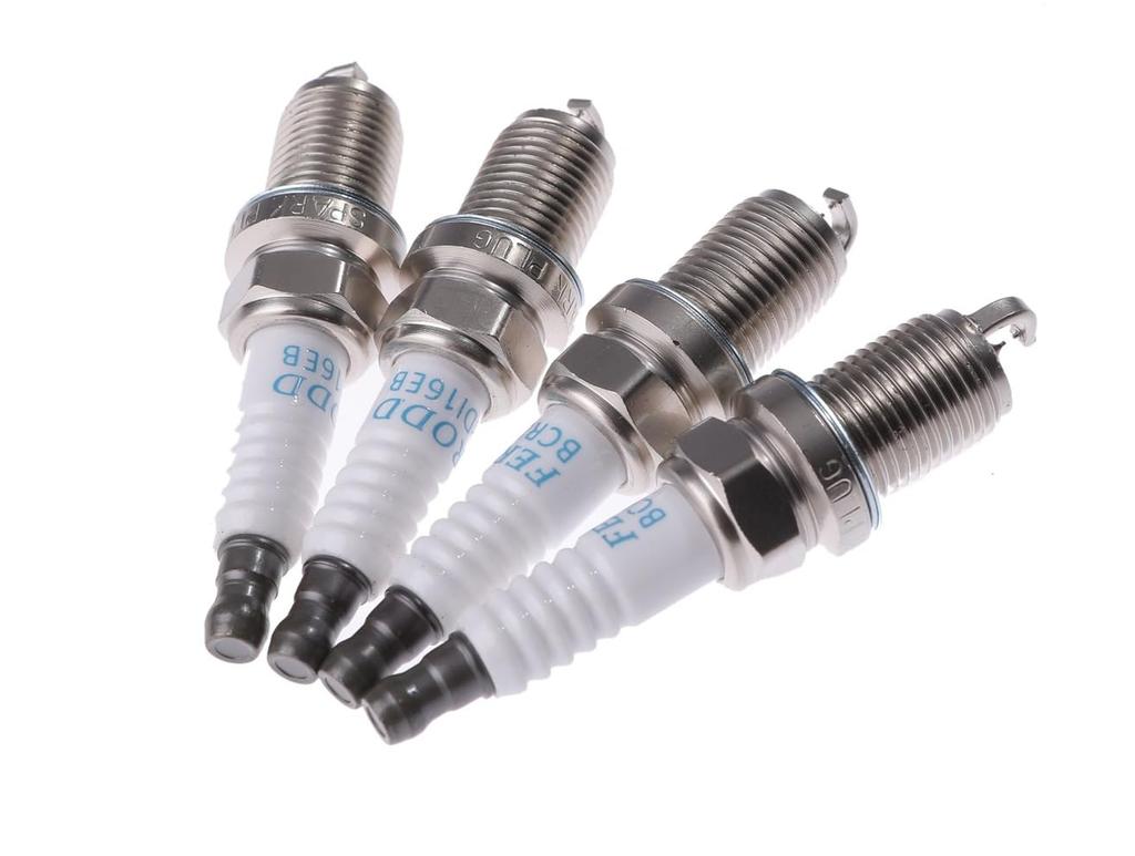Double Platinum Spark Plug Set of 4 for BMW E90 E91 E92 E84 X1 318i 320i 18i 12122158252 FR7KPP332 Universal