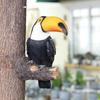 Resin Bird Figurine Toucan Tree Hugger Garden Statue, Lifelike Animal Standing Sculpture Tree Ornaments Resin Bird Figurine Tou