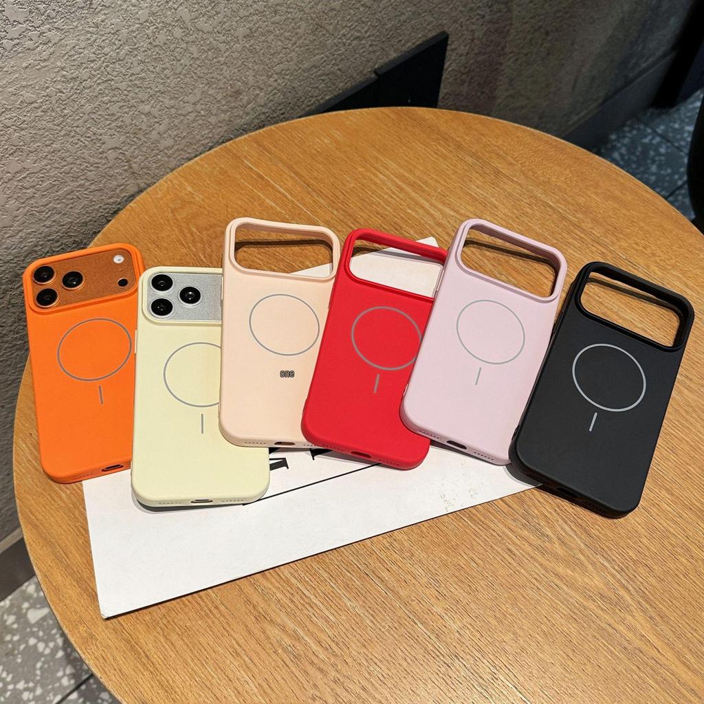 Apple 17 Promax Liquid Silicone iPhone 16/15 Pro Magnetic Ring Protective Case