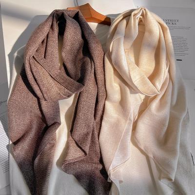 Accessoires – Sjaals en hoofddoeken