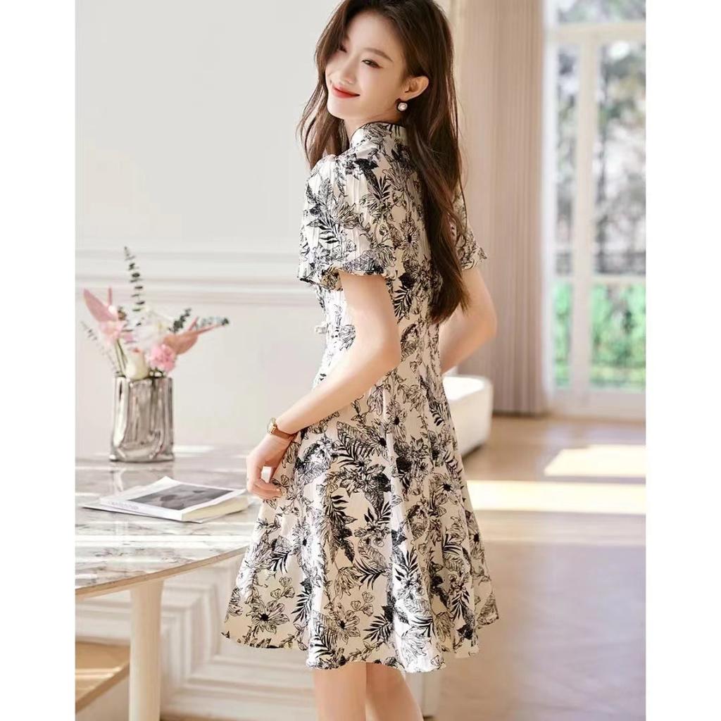 Elegantes Cheongsam-Kleid im chinesischen Stil, schmales Kleid für Cheongsam, neues Sommerkleid mit Knöpfen