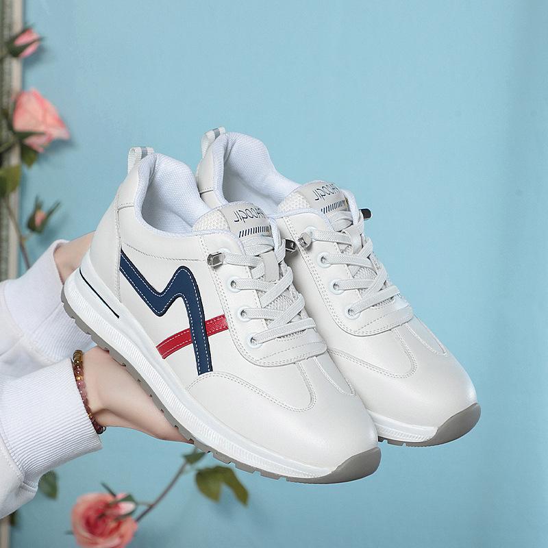 Fashion 2024 Spring Autumn Women Casual Soft Sole Shoes Non-slip Outdoor Grass Walking Sneakers Training Comfort Travel Light Mom Shoes