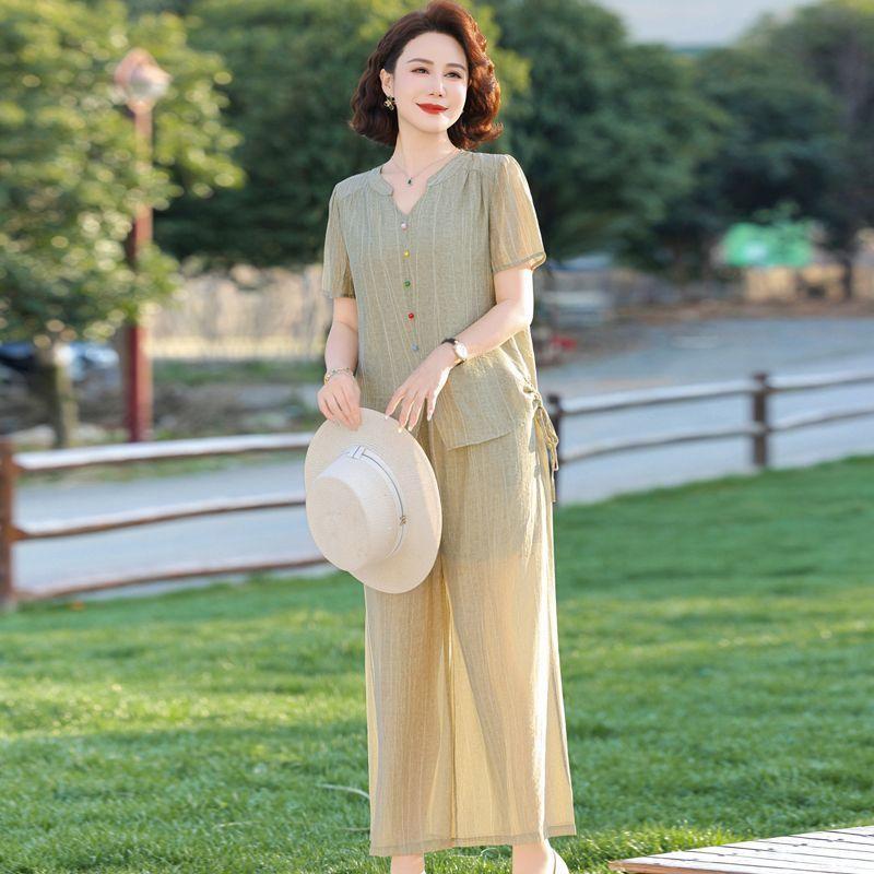 

Elegant Summer Two-Piece Set for Women: Short-Sleeved Top & Casual Wide-Leg Pants 3XL (suggested 120-130 jin)