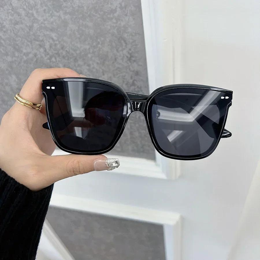 Ochelari de Soare Pătrați Clasici Modă Femei Bărbați Ochelari Retro Eleganti Casual Minimaliști Femeie Bărbat