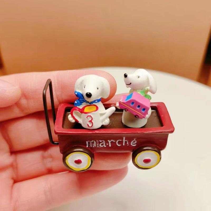 Cartoon Resin, Two Little Dogs On A Stroller, Micro-landscape Gardening, Flower Arrangement Props, Shooting Dolls, Table Decorations