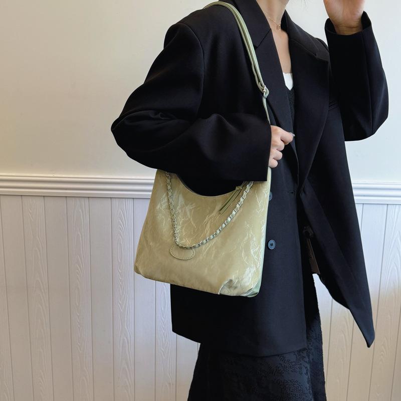 Casual Personalized Commuting Shoulder Bag Fashionable Large Capacity Beautiful Tote Bag Casual Ins Trendy Crossbody Bag