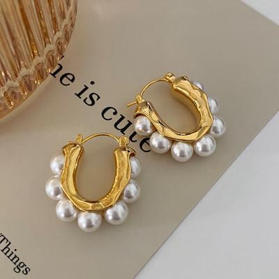 Orecchini con fibbia in perle, design ovale francese, orecchini di lusso, leggeri e profumati, per damigelle d'onore, piccoli orecchini in metallo