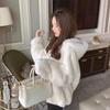 Outwear Feminino de Outono e Inverno Plus Size Acolchoado Espessado Curto Solto Gola Alta Quente Cor Sólida com Capuz