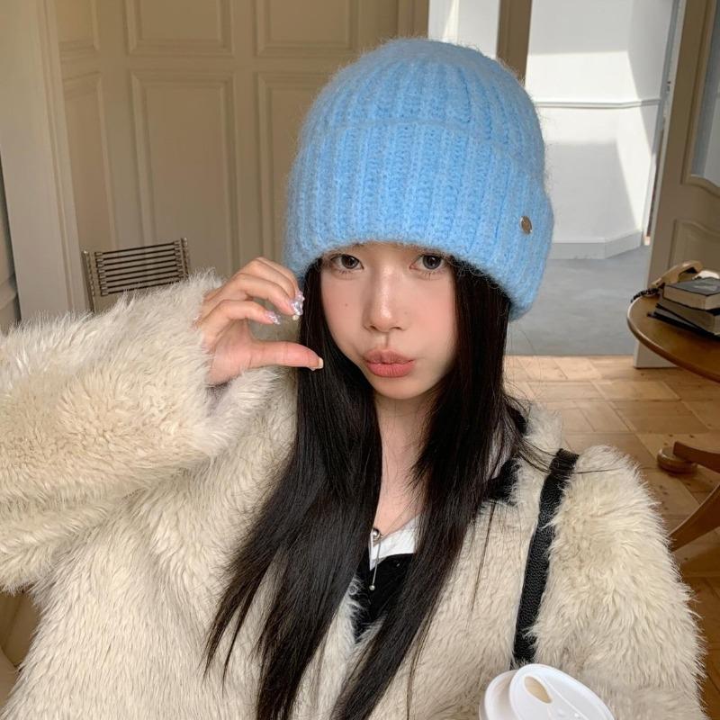 Winter sweet pet! Super white milk blue knitted wool hat couple style big head for face small warm cold hat