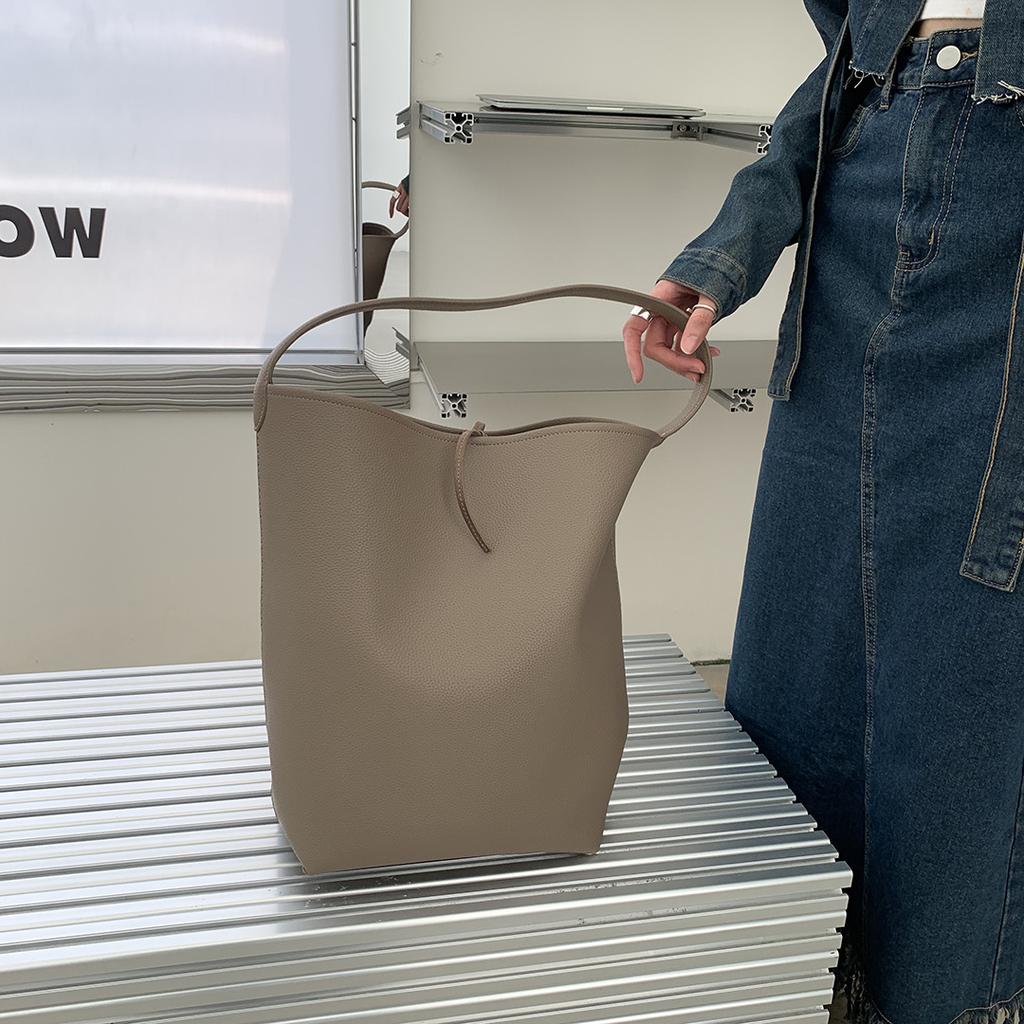 Retro simple shoulder bags large capacity bucket underarm bag pu leather women's commuter tote bag fashion ladies purse handbags