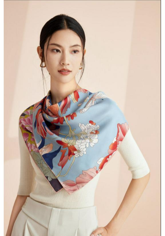 Versatile Double-Sided 100% Mulberry Silk Scarf, 16 Momme Twill, Luxury Style for Autumn/Winter