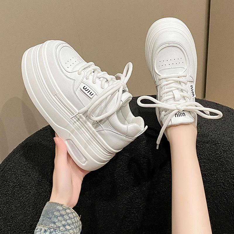 Super thick-soled heightening women's new spring and autumn leather women's shoes, lightweight and versatile casual muffin shoes