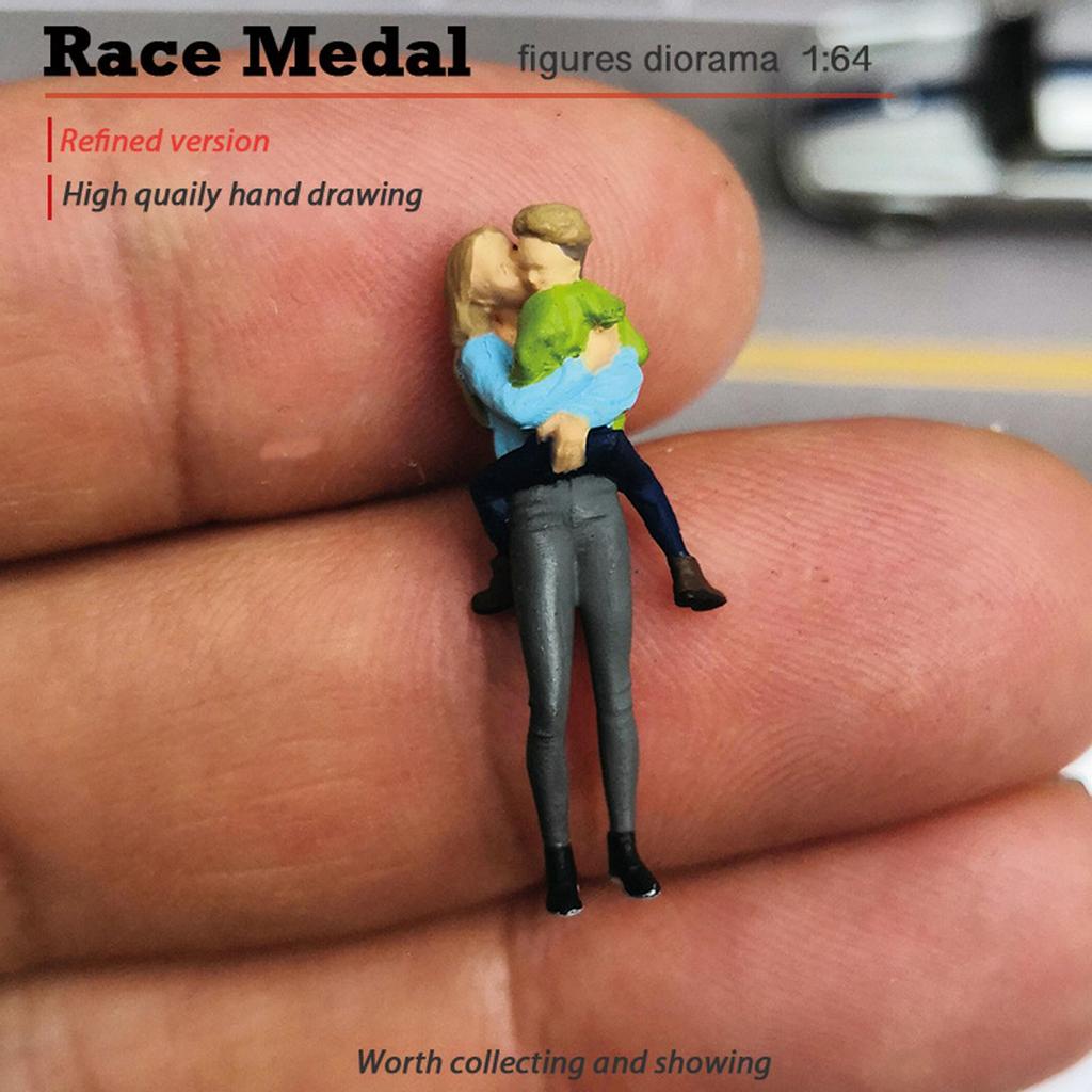 1//64 Mini Tiny Figure Resin People Street Sand Table Scenario for Matchbox