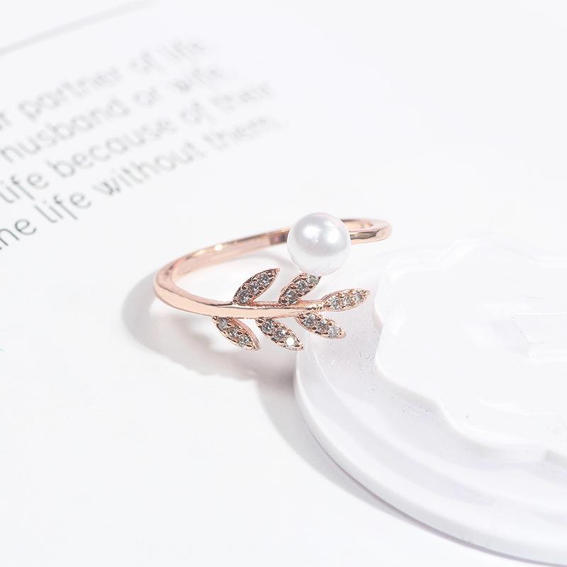 Temperament Color Retention Open Ring, Simple Leaf Slightly Inlaid Zircon Pearl Ring, Adjustable Jewelry