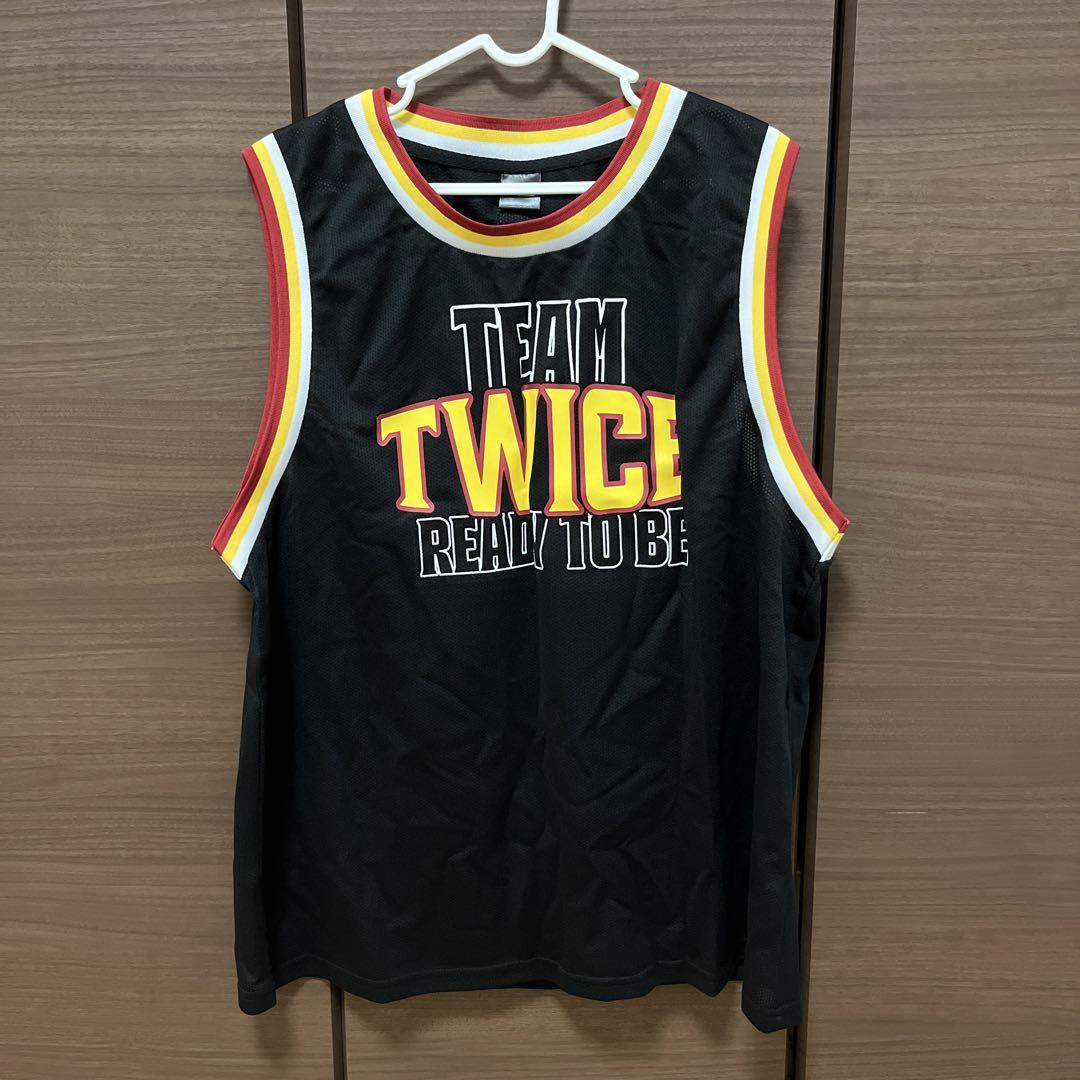 

[USED] TEAM TWICE READY TO BE Sleeveless Shirt JIHYO