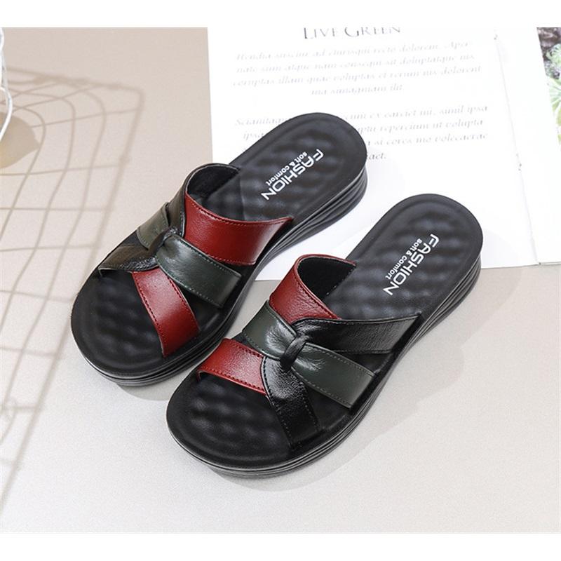 Summer outdoor soft soled non slip comfortable leather slippers 35 чёрный
