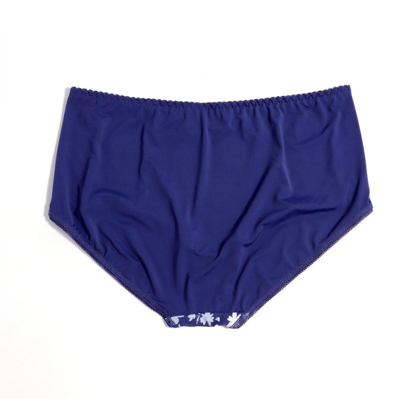 Women Comfortable and Breathable Plus Size Pantise Sexy Seamless Middle Waist Underwear 0Xl 1Xl 2Xl