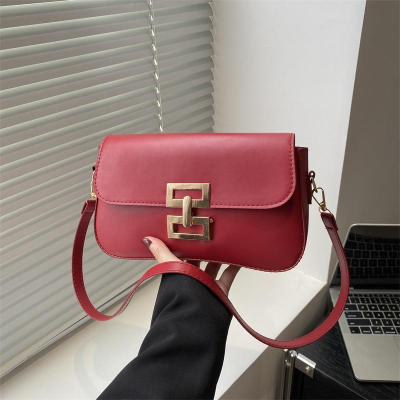 Fashion and Simple Temperament Summer New Versatile Casual Solid Color One Shoulder Crossbody Small Square Bag Woman