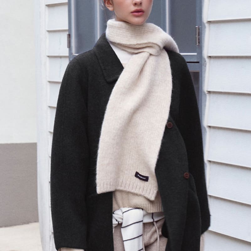 

mardmard black label hairy knit muffler - beige BEIGE