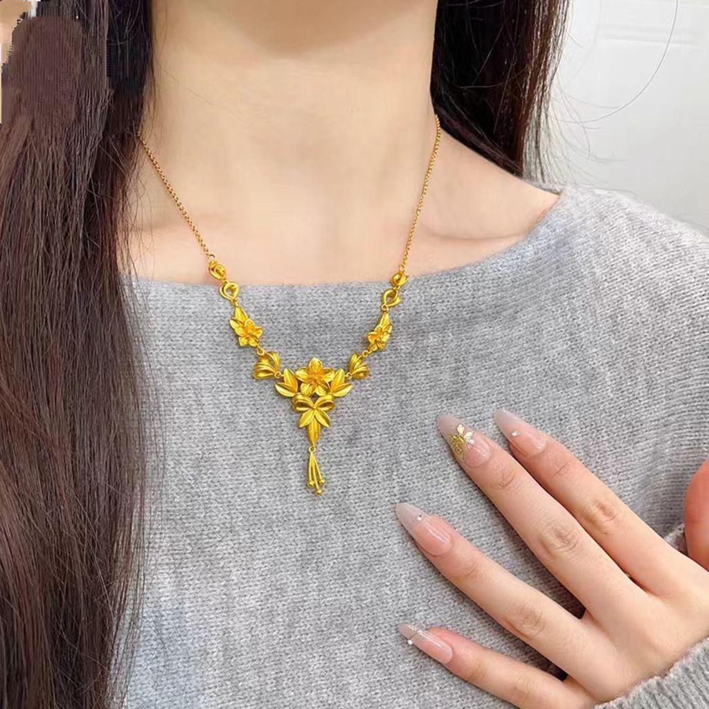 Gold Three-Life Flower Tassel Necklace: Exquisite Wedding Gift for Girlfriend